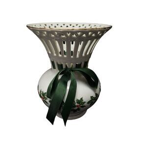 Formalities Holly Collection Latticework Porcelain Christmas Vase Gold Trim 8"